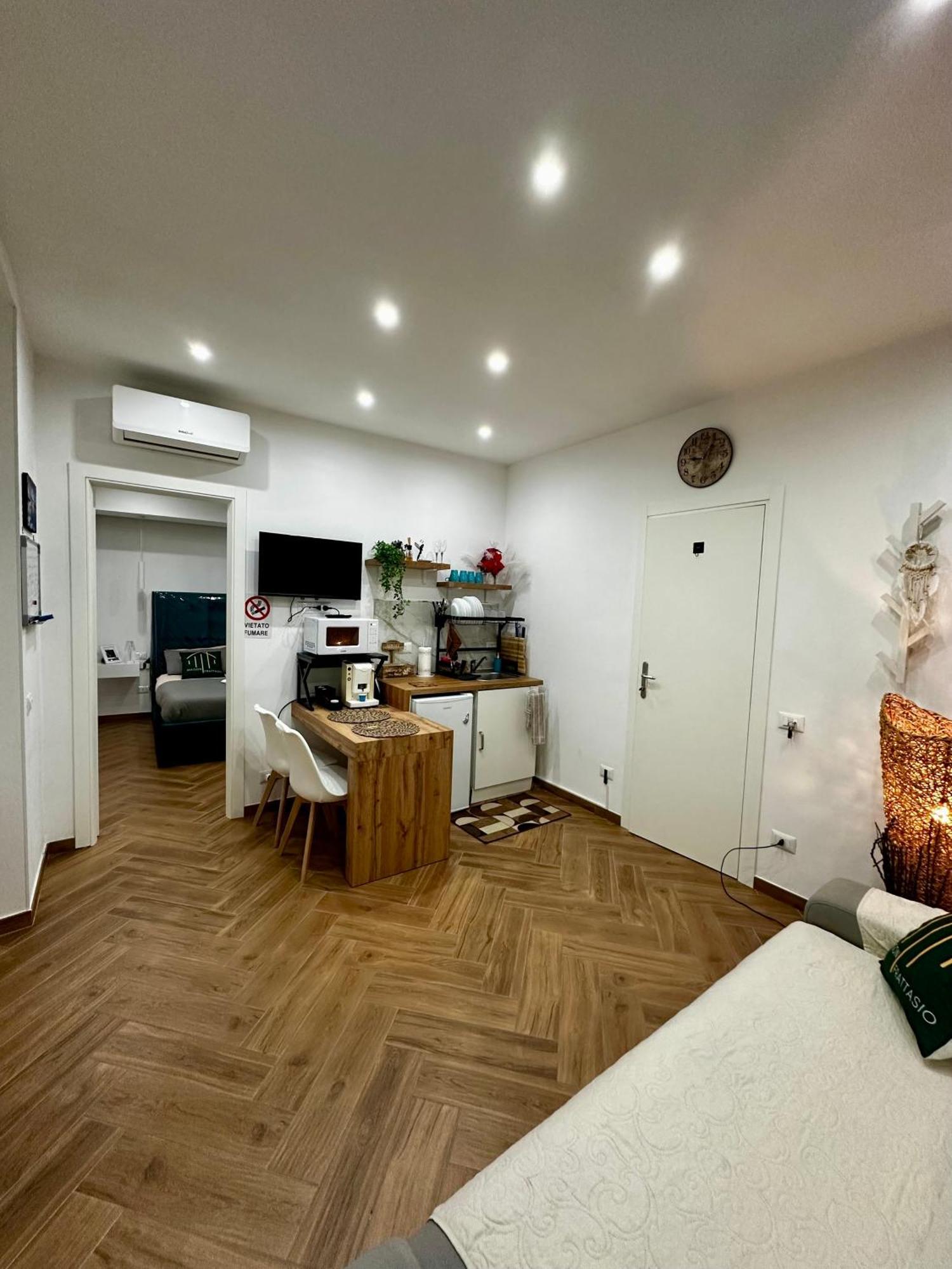 Maison Frattasio Napoli Esterno foto